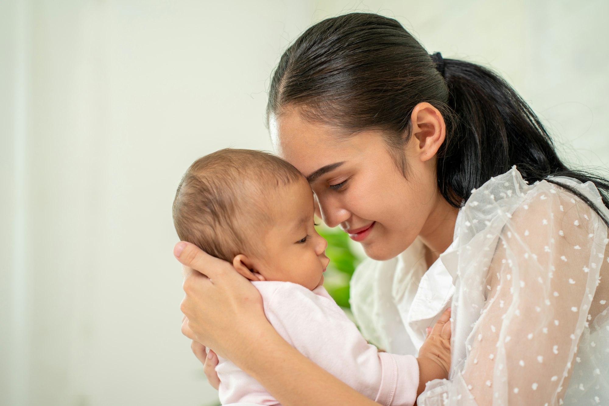 Ampliación del permiso por nacimiento y cuidado en familia monoparental